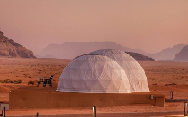 Wadi Rum UFO Luxotel - Campsite