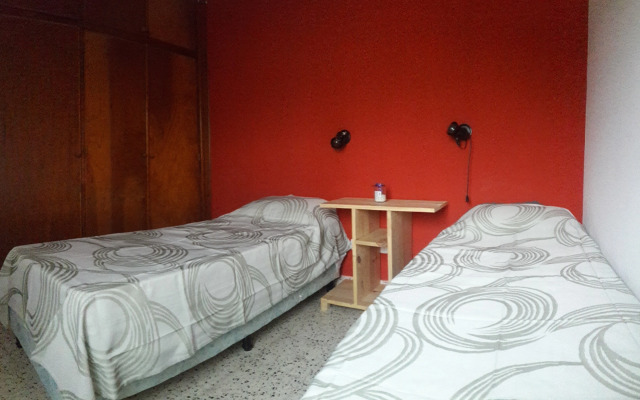 Hualfin Hostal y Empresa de Viajes y Turismo