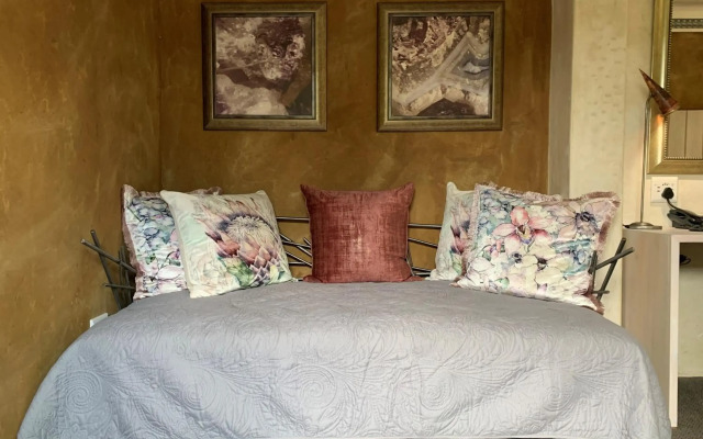 African Rock Hotel & Spa, a "Boutique Lifestyle Resort"