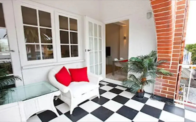 The Apartment Service DARL3
