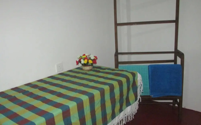 Jungle Guest Mirissa