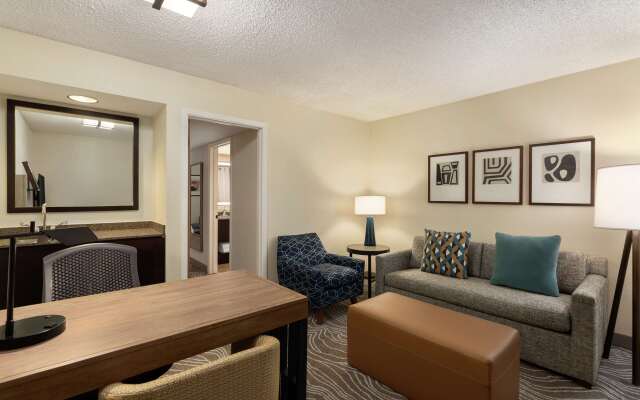 Embassy Suites by Hilton Phoenix Tempe