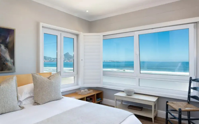 Lagoon Beach Penthouse