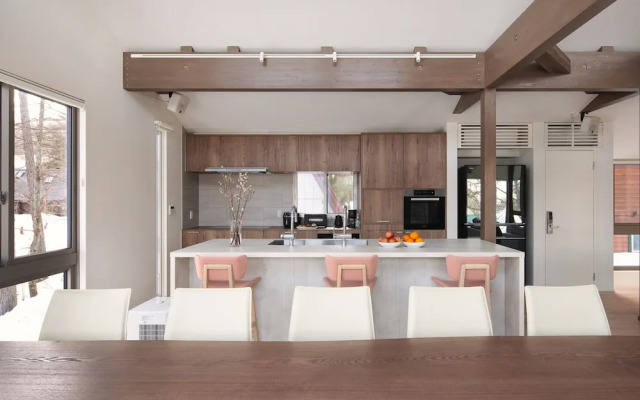 Silver Maple Chalet