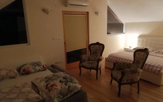 Apartments Nina