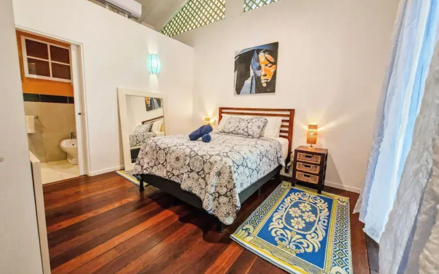 Casa Naranja