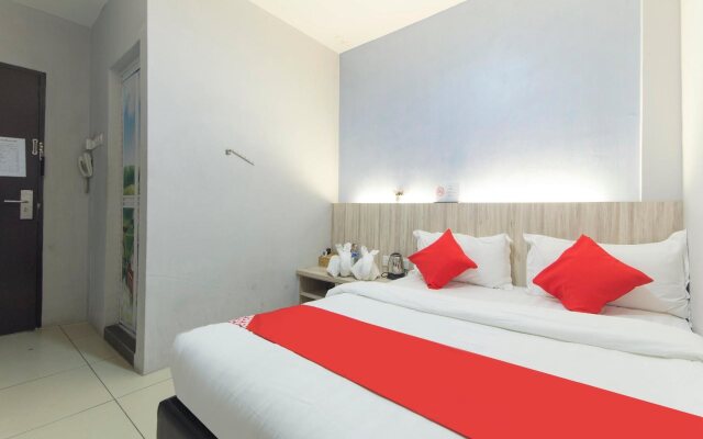 Top Garden Hotel