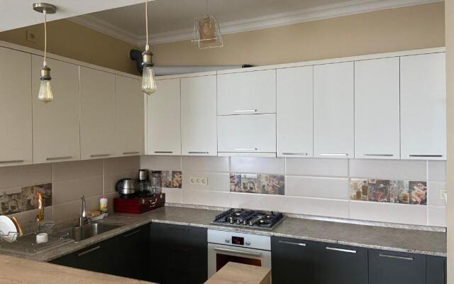 apartment 65 in the makhinjauri