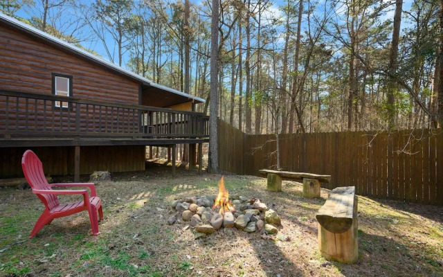 Outlaw Rose Cabin for 8!
