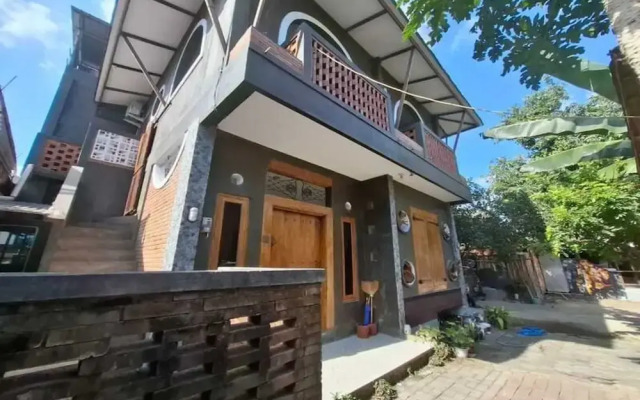 Capital O 94274 Homestay Balimoelih