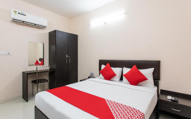 OYO 27654 Hotel Grand Valley