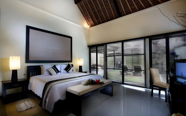 Bali Rich Seminyak Villas
