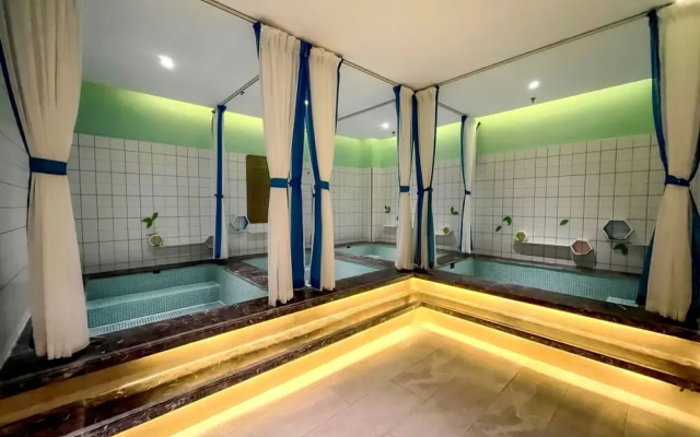 Shining Star Health Apartment Hotel