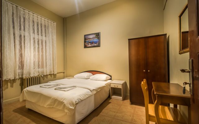 Yeni Hotel