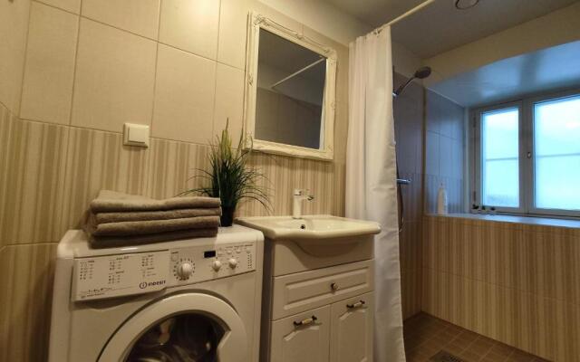 Romantic suite with sauna, free parking