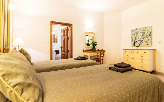 Ta Frenc Apartments