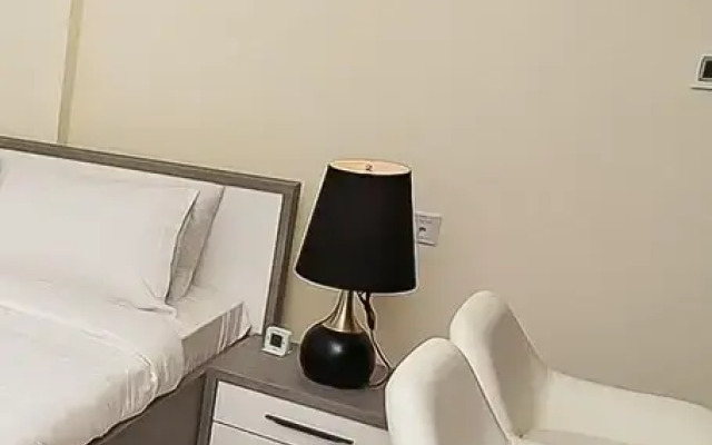 KOHH – Studio in Reef Residence