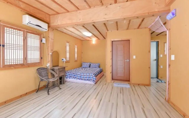 Yecheon Mulmalgeun Sangol Pension