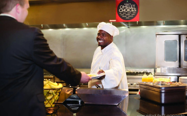 Embassy Suites by Hilton Minneapolis North