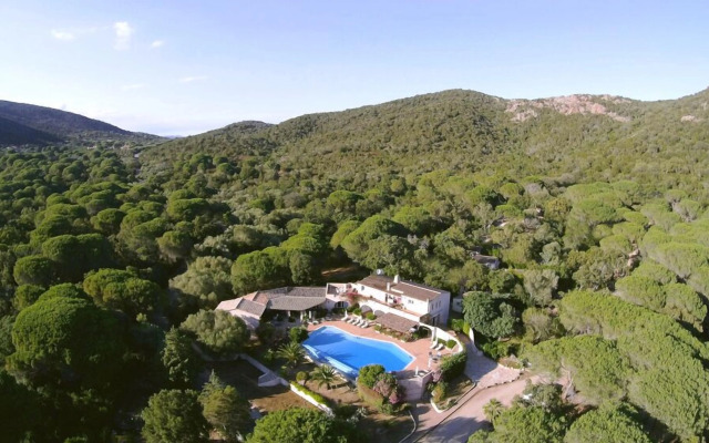 Residence Les Lieges De Palombaggia