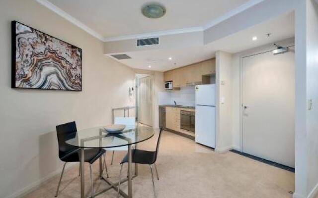 Astra Apartments Chatswood - Help Street