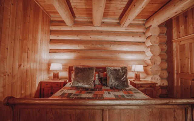 Fiddler Lake Resort