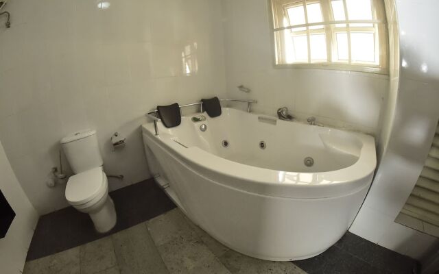 Tokke Hotel and Apartment