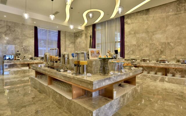 Mercure Hangzhou Linping Hotel