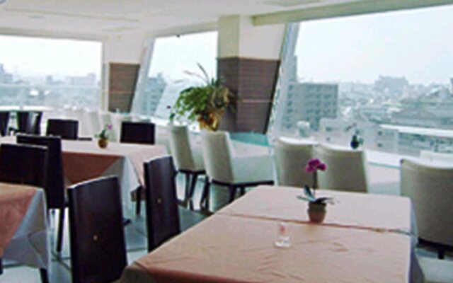 Hotel Okinawa With Sanrio Characters