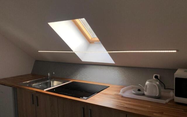 Pokoje Nadrzeczna 45