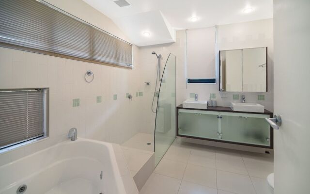 Peregian On The Beach Unit 3