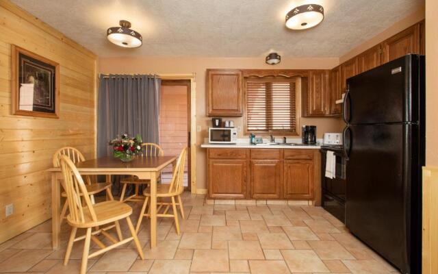 Flat Creek Inn