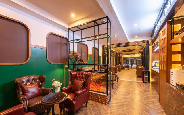 Junhe Yue Hotel (Beijing, Subway Station at Gu Lou Street, Deshengmen Gate)