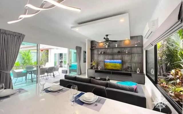 Central Rawai Private Pool Villa  V292