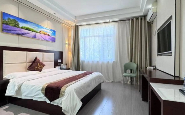 Jiayuguan Xinyu'an Business Hotel（Datang Food Street Shop）