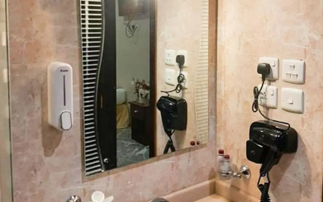 Taj Al Zahabiya Hotel