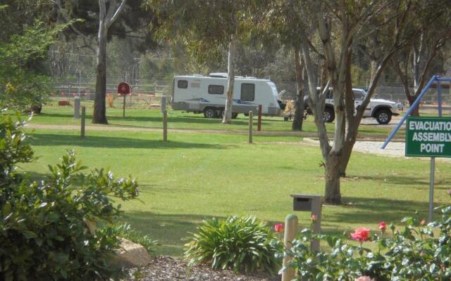 Yarrawonga Riverlands Tourist Park