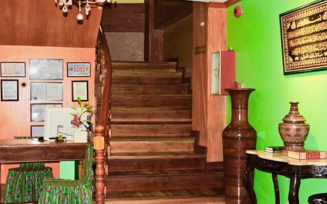 Tinhat Boutique Hotel and Restaurant