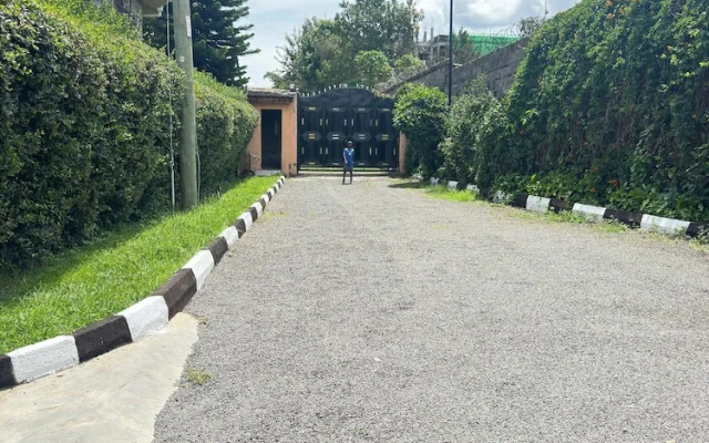 Lux Suites Lakeview Mansion Nakuru
