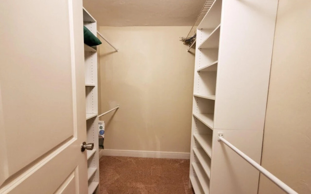Vinncent s Sea Isles Condo