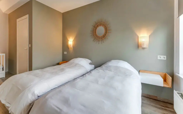 Luxury Holiday Home With Sauna and Jacuzzi in Heers