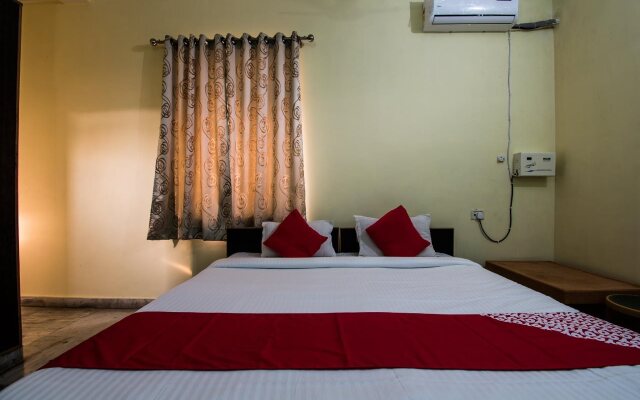 Viraj Hotel By OYO Rooms