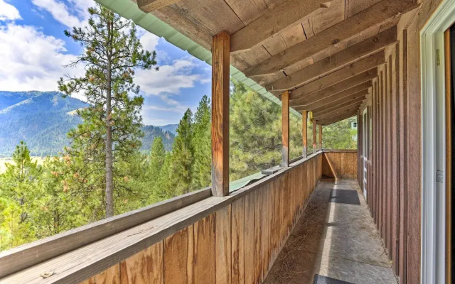Peaceful Cabin w/ Mtn + River Views, Fire Pit