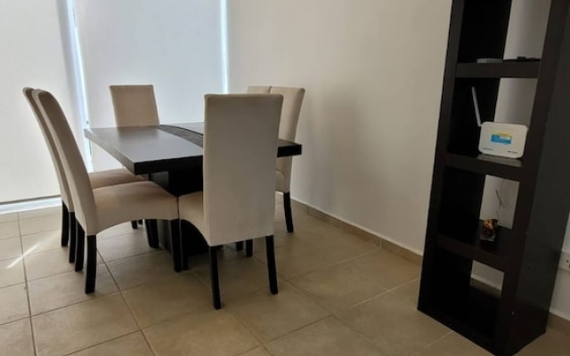 Agradable Casa En Playa Del Carmen