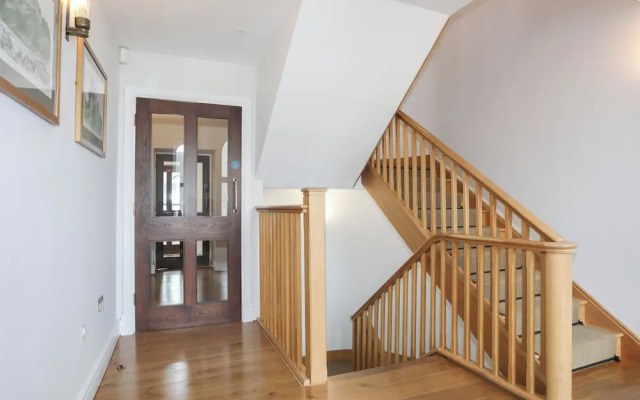 Harlech Apartments - Gwern