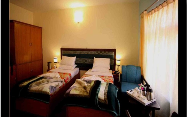 Hotel New Glacier View – Guest Rooms – Leh