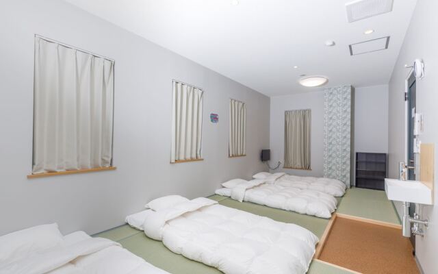 Iyasu Hostel Higashikawa
