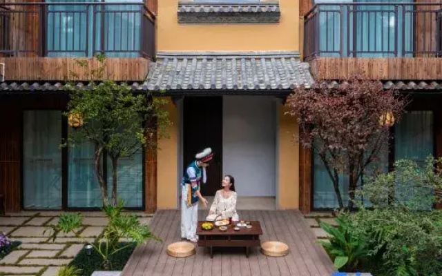 shaxi aofeng hot spring hotel