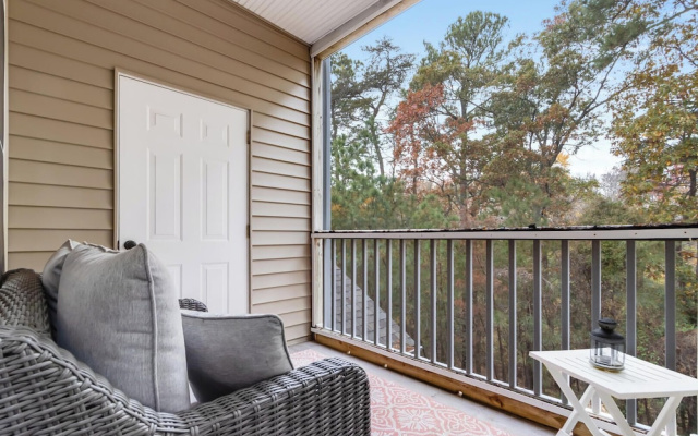 Cascade Lane 515