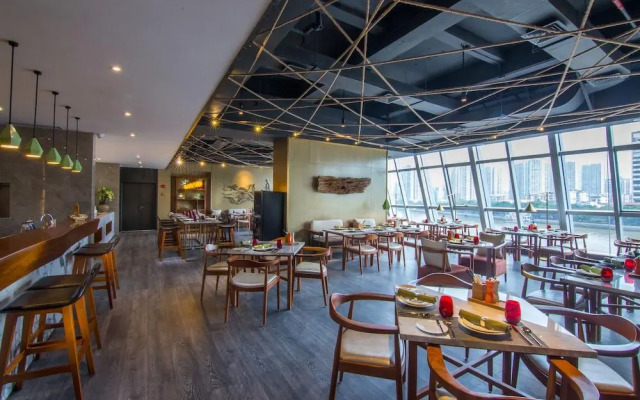 Howard Johnson Riverview Hotel Guangzhou